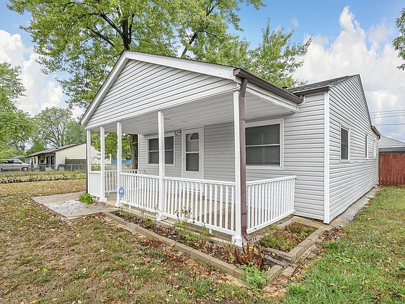3rd image of 868 Lawndale Ave