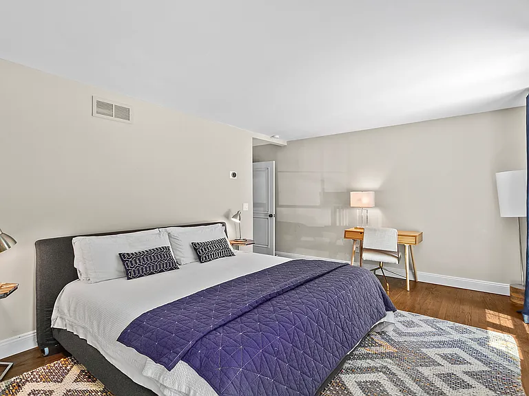 139 Northside Dr — Photo 15