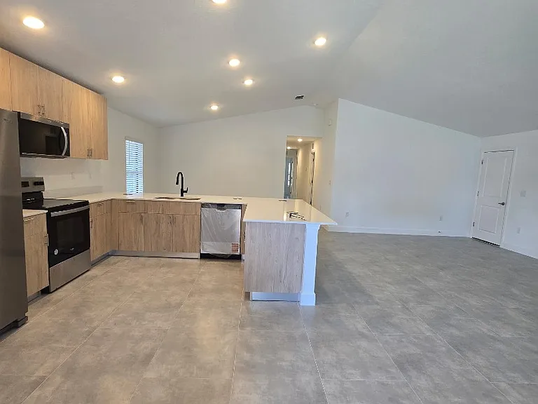 1659 Javier St #1 — Photo 6