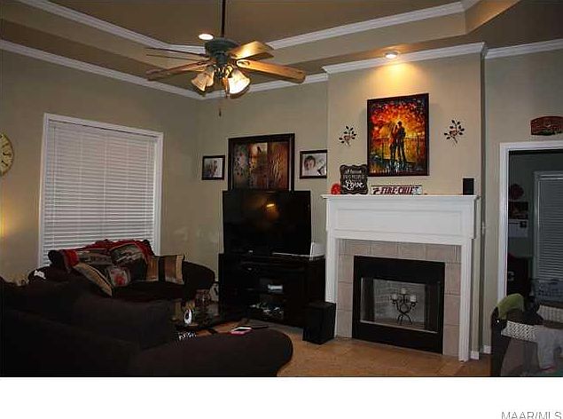 2nd image of 1710 Formosa Ct