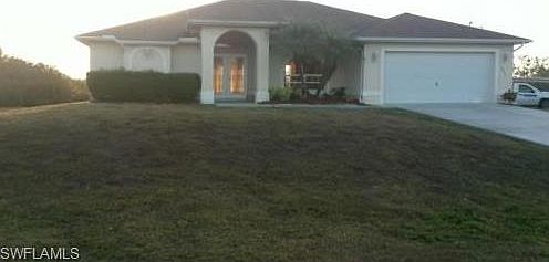 1st image of 2425 NE 5th Pl