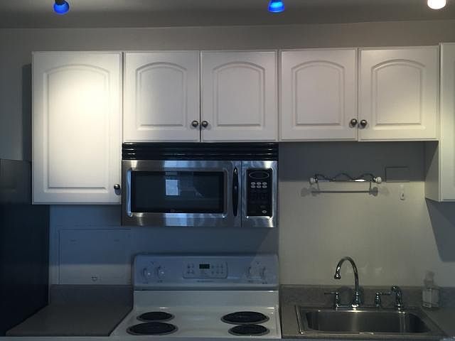 1st image of 336 W Wellington Ave APT 2402