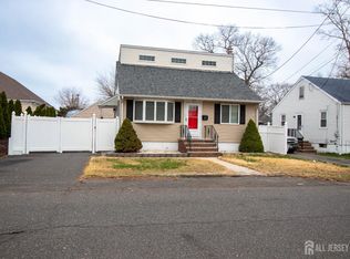 11 Tyndale Ave, Monroe Township, NJ 08831