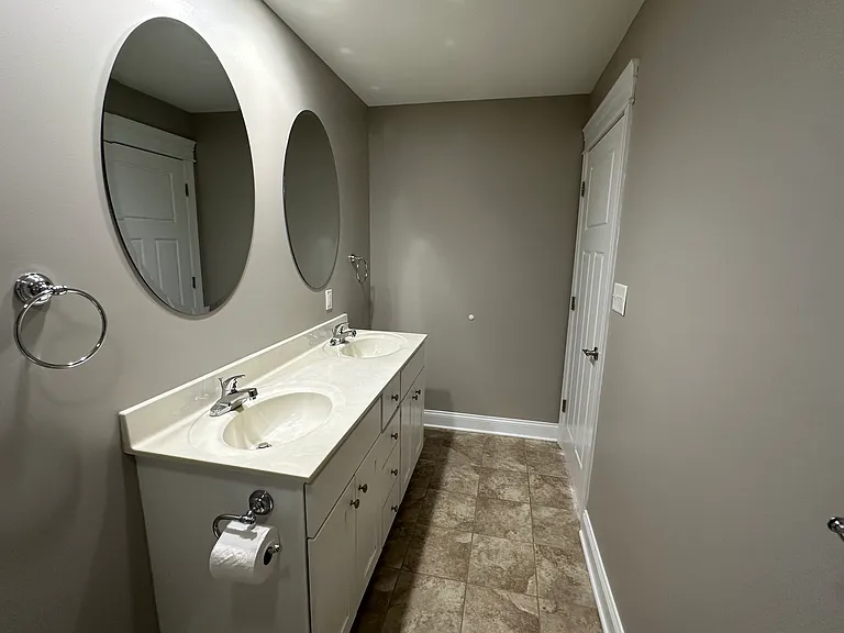 3 Maple Leaf Dr — Photo 33