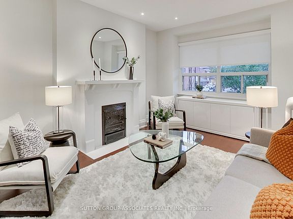 4th image of 267 Lauder Ave