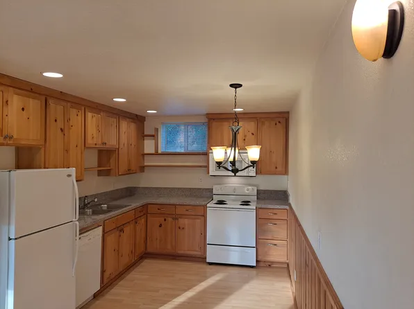 200 Parkview Dr, Placerville, CA