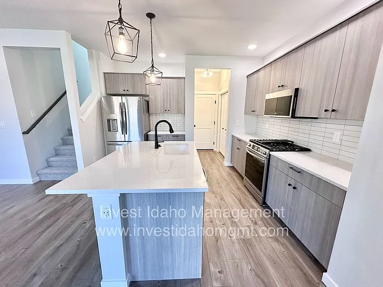6832 W Corona St — Photo 17