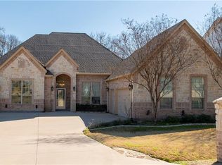 9703 Whitney Ct, Granbury, TX 76049