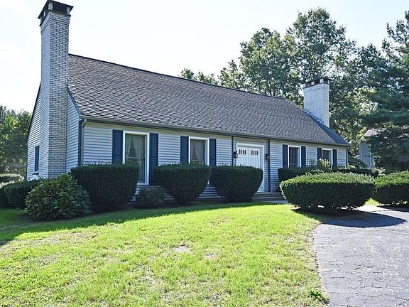5th image of 110 Hamilton Dr