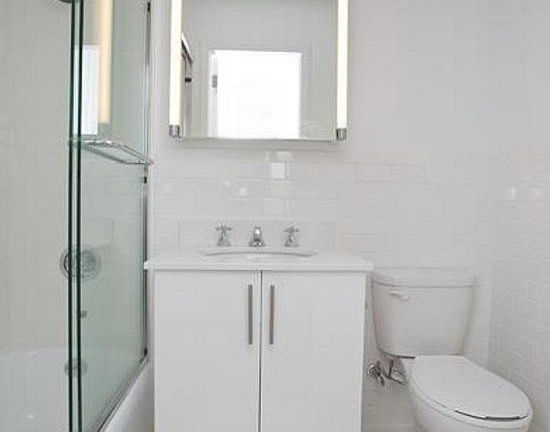 4th image of 7 E 14th St APT 208