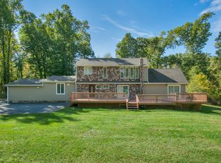 263 Baxtertown Rd, Fishkill, NY 12524