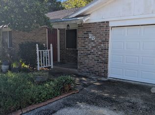 28 Democracy Ct, Jacksonville Beach, FL 32250