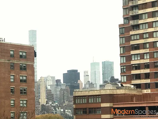 Rented by Modern Spaces | media 36