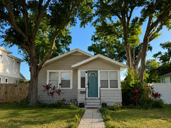 4624 Iris St N, Saint Petersburg, FL 33714