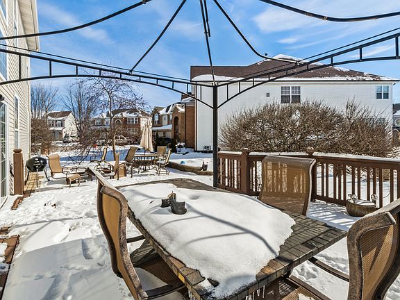 4th image of 5104 Hawkwood Ct