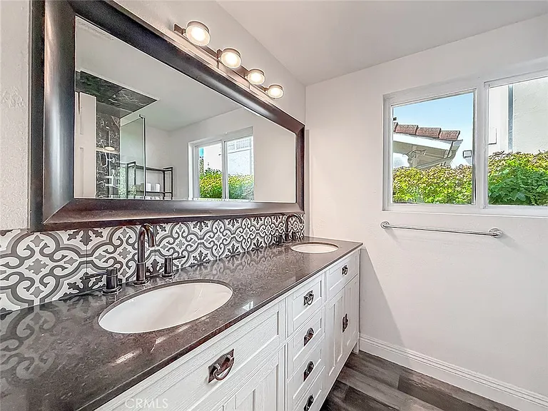 31735 Bainbrook Ct — Photo 19