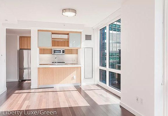 3rd image of 200 N End Ave APT 14A