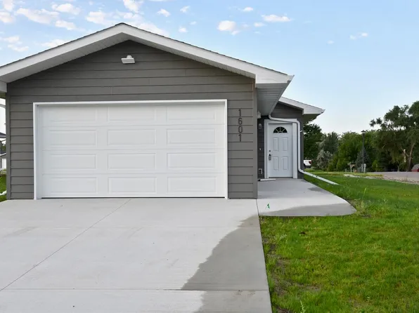1601 E Park St, Pierre, SD 57501