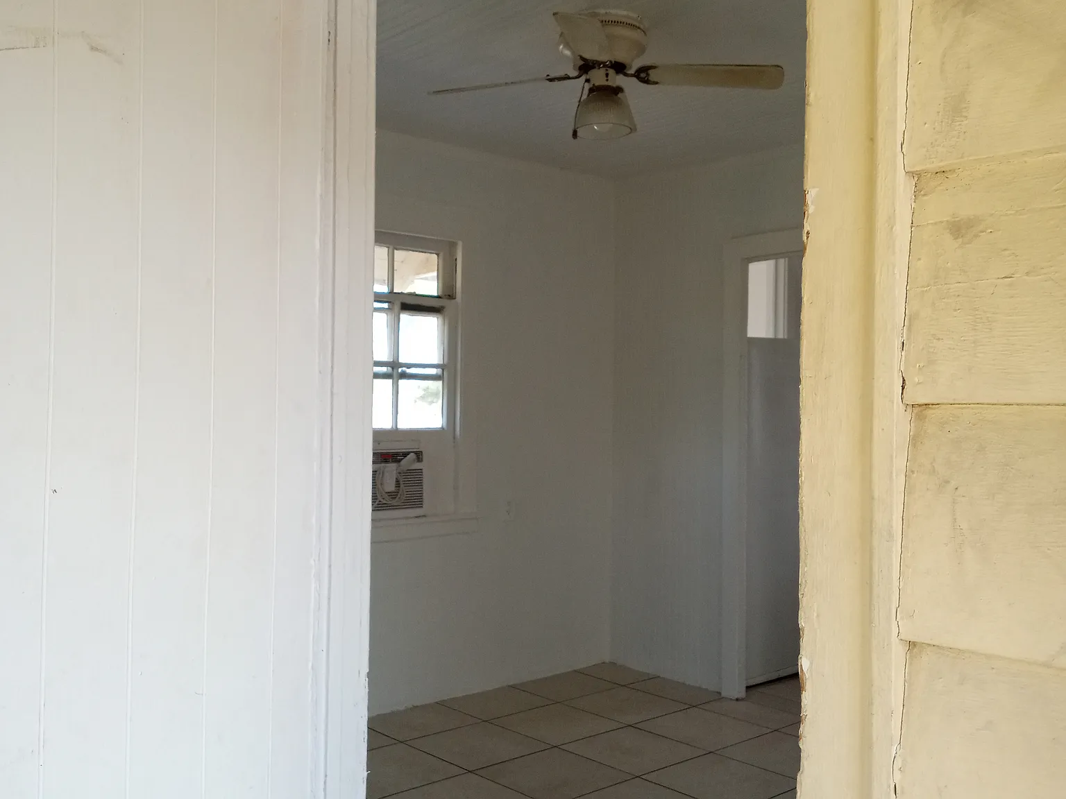 2 bed, 700 sqft, $1,800 — Photo 3