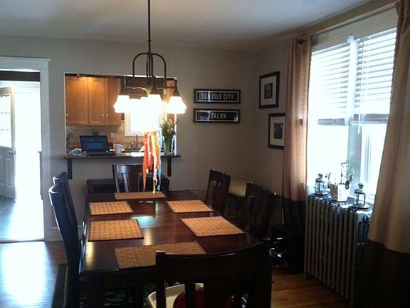4th image of 207 E 11th Ave
