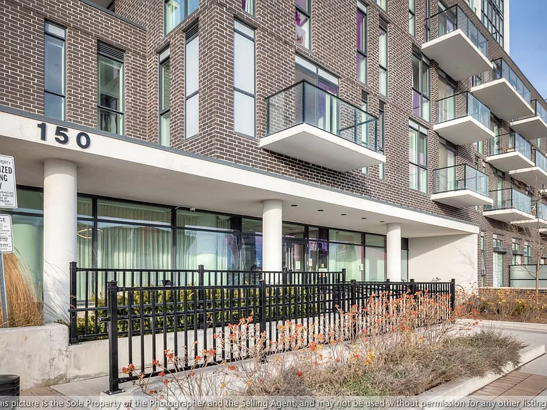 150 Fairview Mall Dr #603 — Photo 17