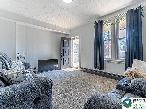 4th image of 27 Packer Ave