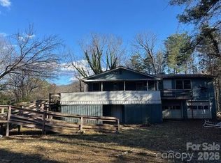 232 Heavenly View Dr, Sylva, NC 28779