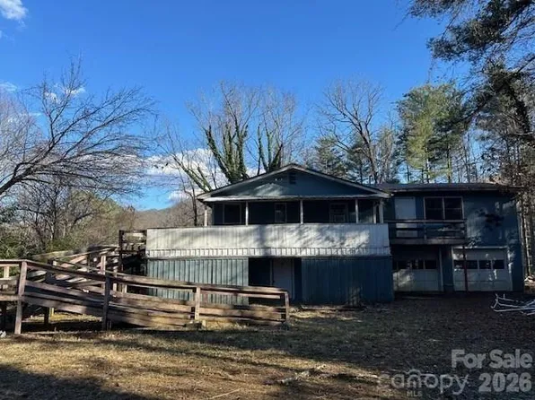 232 Heavenly View Dr, Sylva, NC 28779