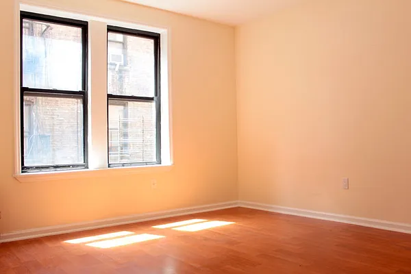 Rented by Bohemia Realty Group | media 37