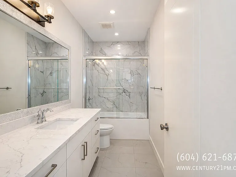 34165 Hartman Ave #UPPER — Photo 13