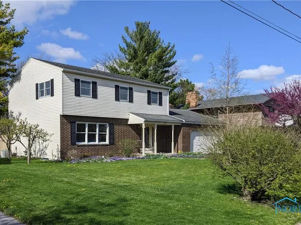 1304 N Orleans Ave, Bowling Green, OH 43402