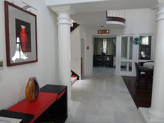 4th image of 3649 Deauvilla Ct