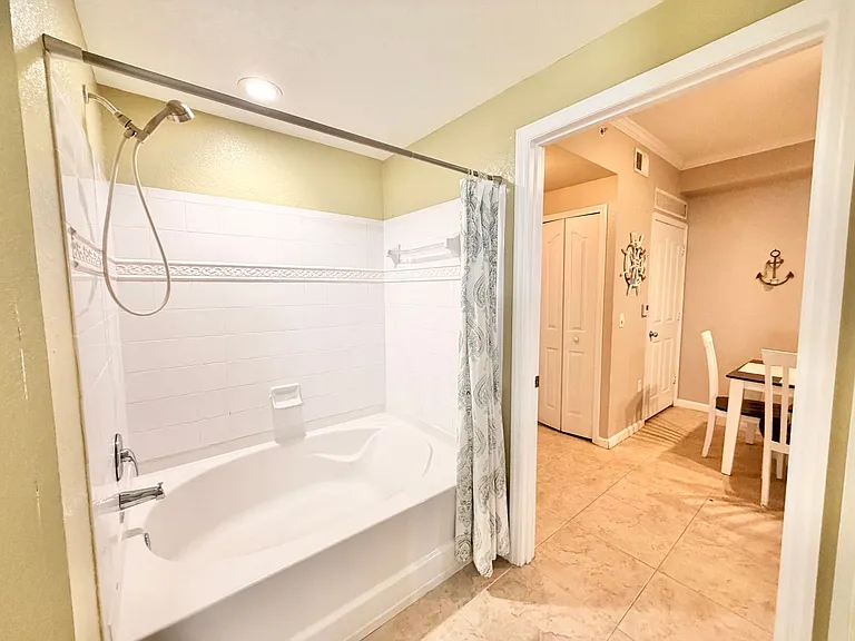 12960 Positano Cir #303 — Photo 25