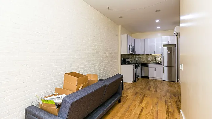 Rented by Nooklyn NYC LLC | media 9