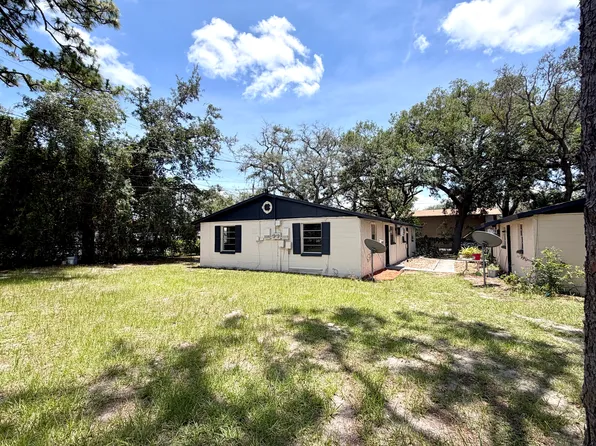 2227 E 133rd Ave, Tampa, FL 33612