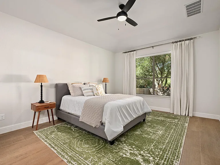 8620 Alophia Dr — Photo 13