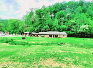 642 Old Piney Rd, Maryville, TN 37803