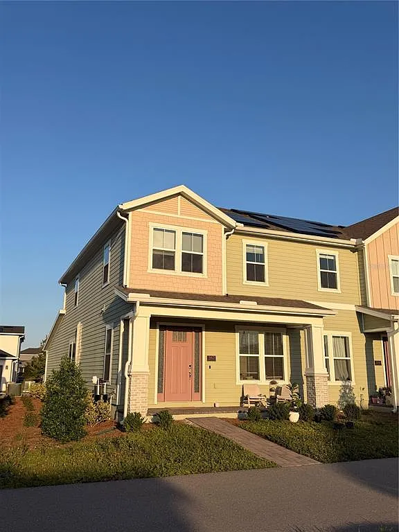 3 bed, 2.5 bath, 1854 sqft, $2,400 — Photo 3