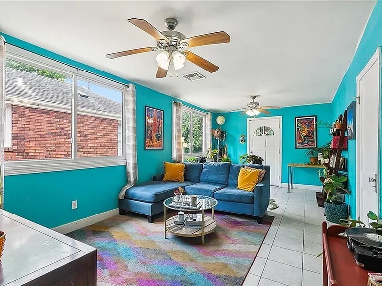 1735 Feliciana St — Photo 18
