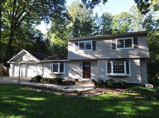 89 Fawnridge Dr, Long Valley, NJ