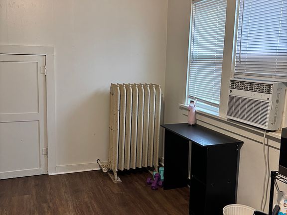 4th image of 516 Medary Ave #D