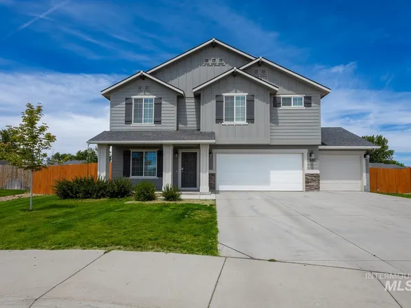 930 SW Accipiter Pl, Mountain Home, ID 83647