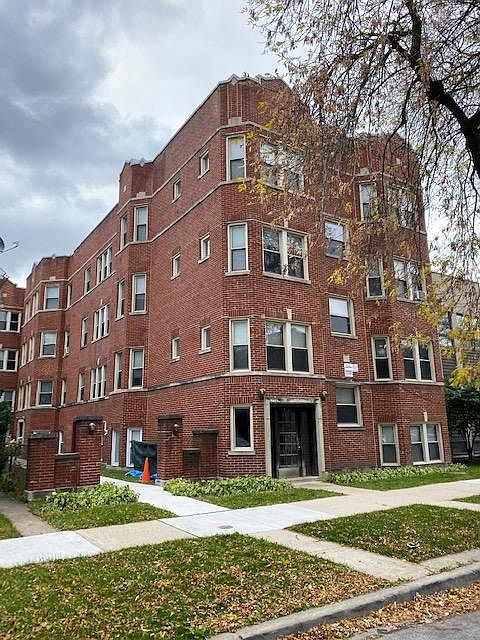 1st image of 4037 N Central Park Ave APT 3b