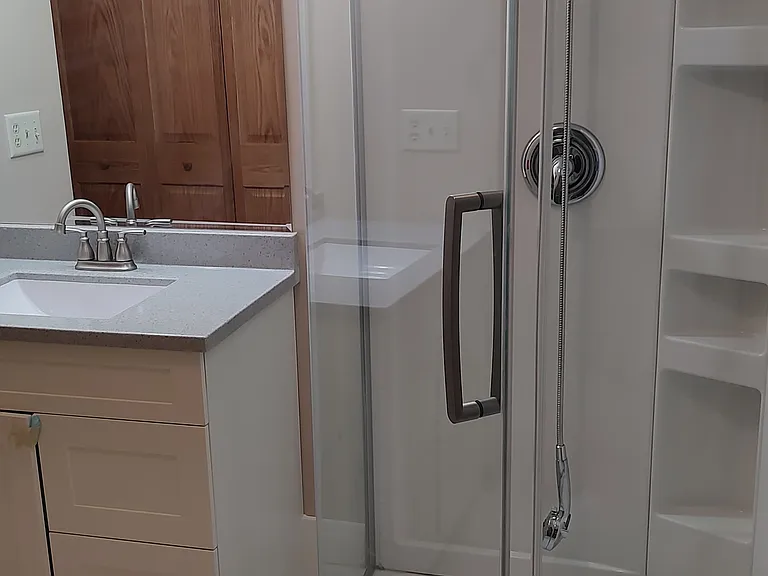 12536 Parkwood Dr — Photo 6