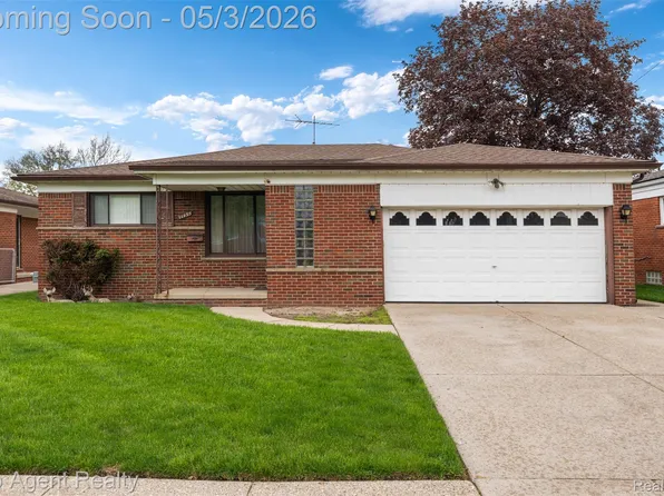 11495 Applewood Dr, Warren, MI 48093