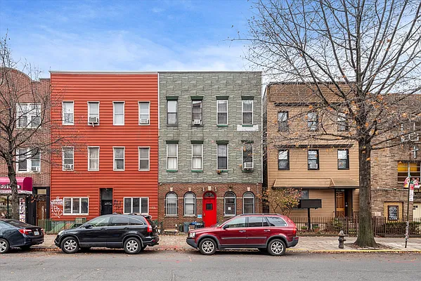 Rented by Compass | media 26