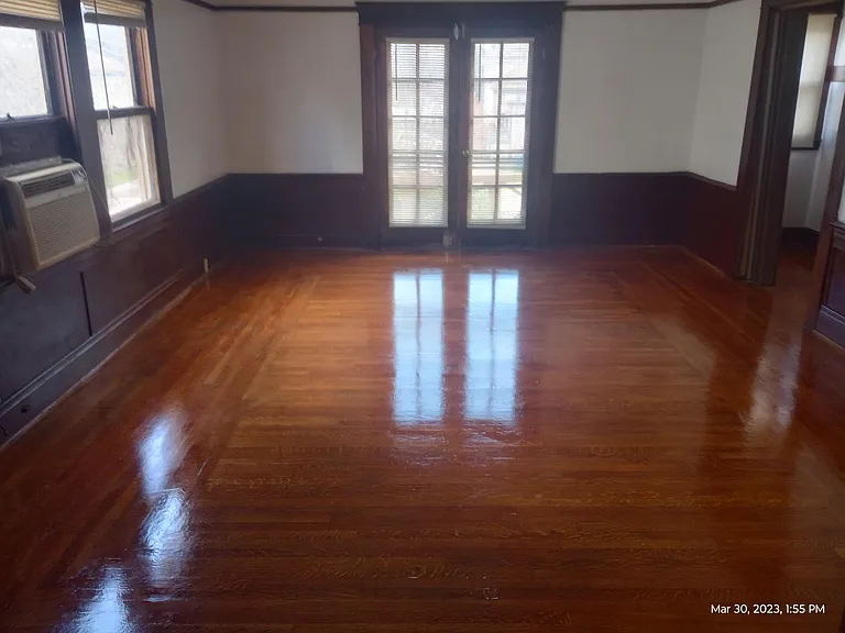 1213 N San Joaquin St — Photo 1