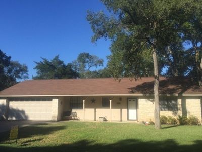 115 Buckeye Trl, La Grange, TX, 78945