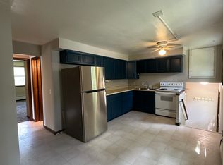 543 River St APT 2, Taylors Falls, MN 55084