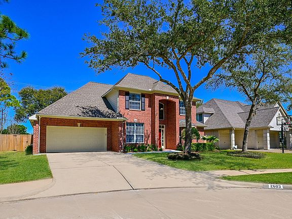 3rd image of 2603 Pinebend Dr